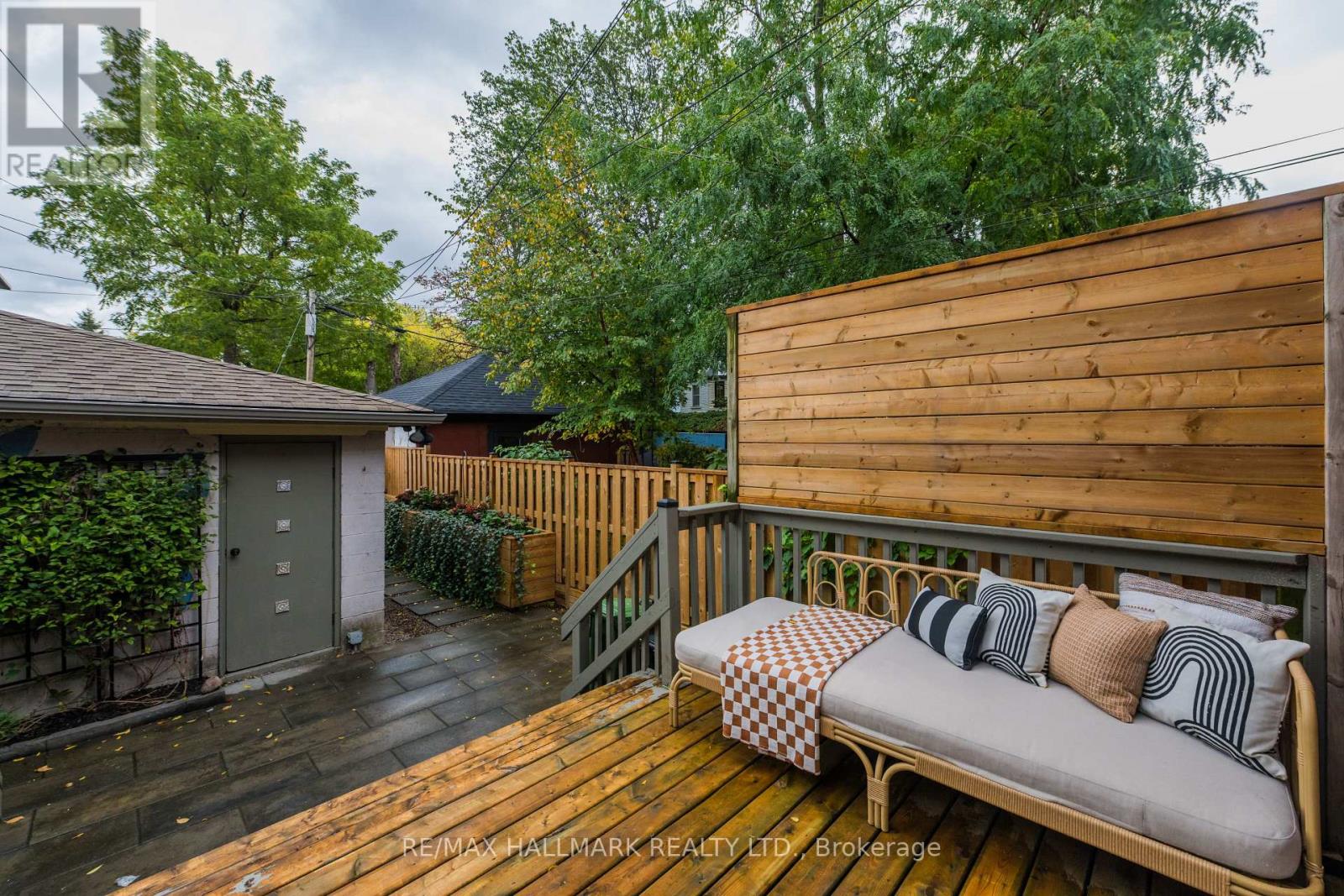 45 Sorauren Avenue, Toronto, Ontario M6R 2C8 - Photo 46 - W14096504