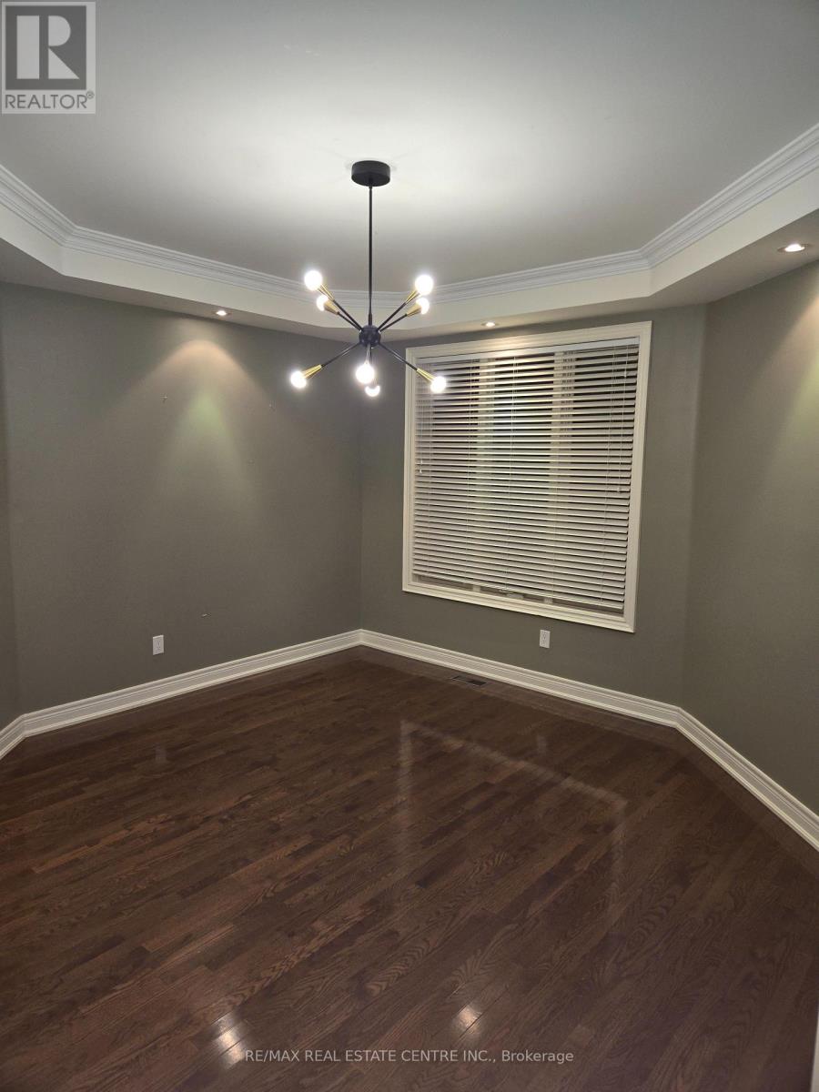 2327 Lyndhurst Drive, Oakville, Ontario  L6H 7V5 - Photo 25 - W14096516