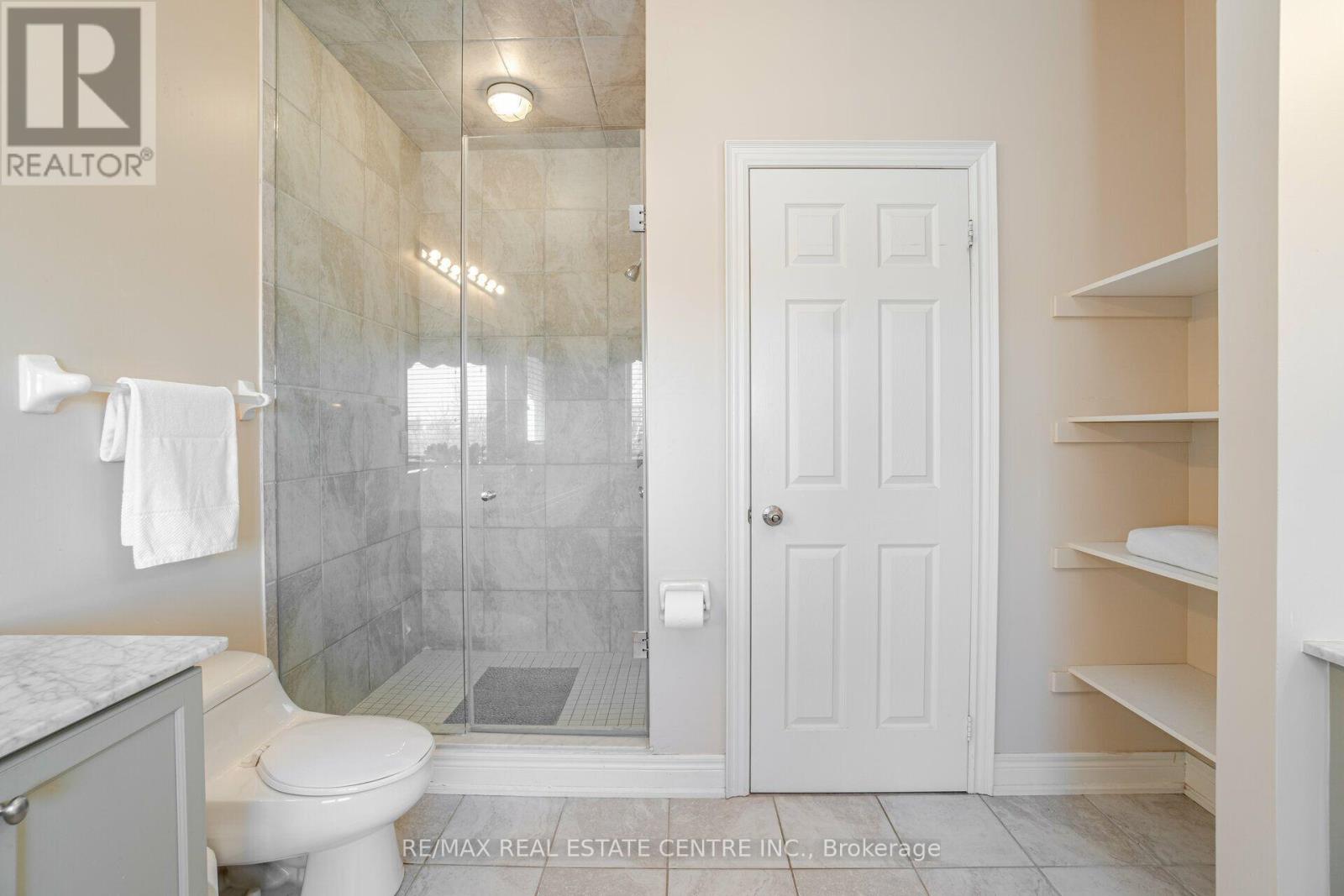 2327 Lyndhurst Drive, Oakville, Ontario  L6H 7V5 - Photo 35 - W14096516