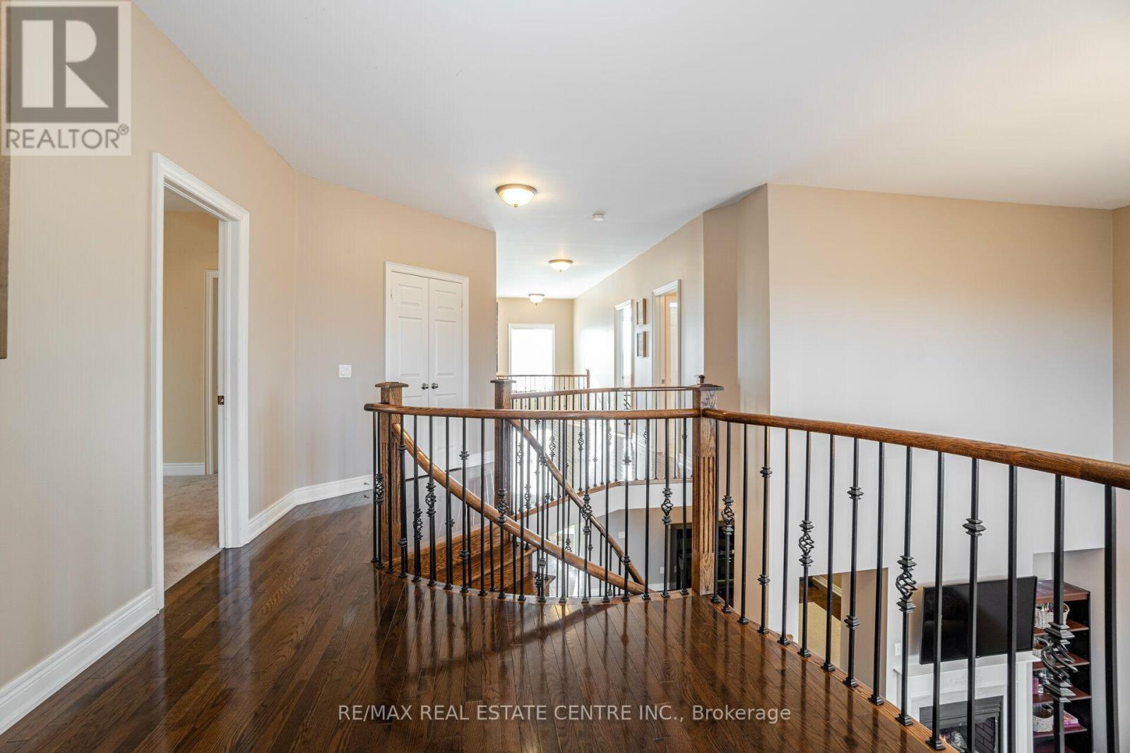 2327 Lyndhurst Drive, Oakville, Ontario  L6H 7V5 - Photo 37 - W14096516