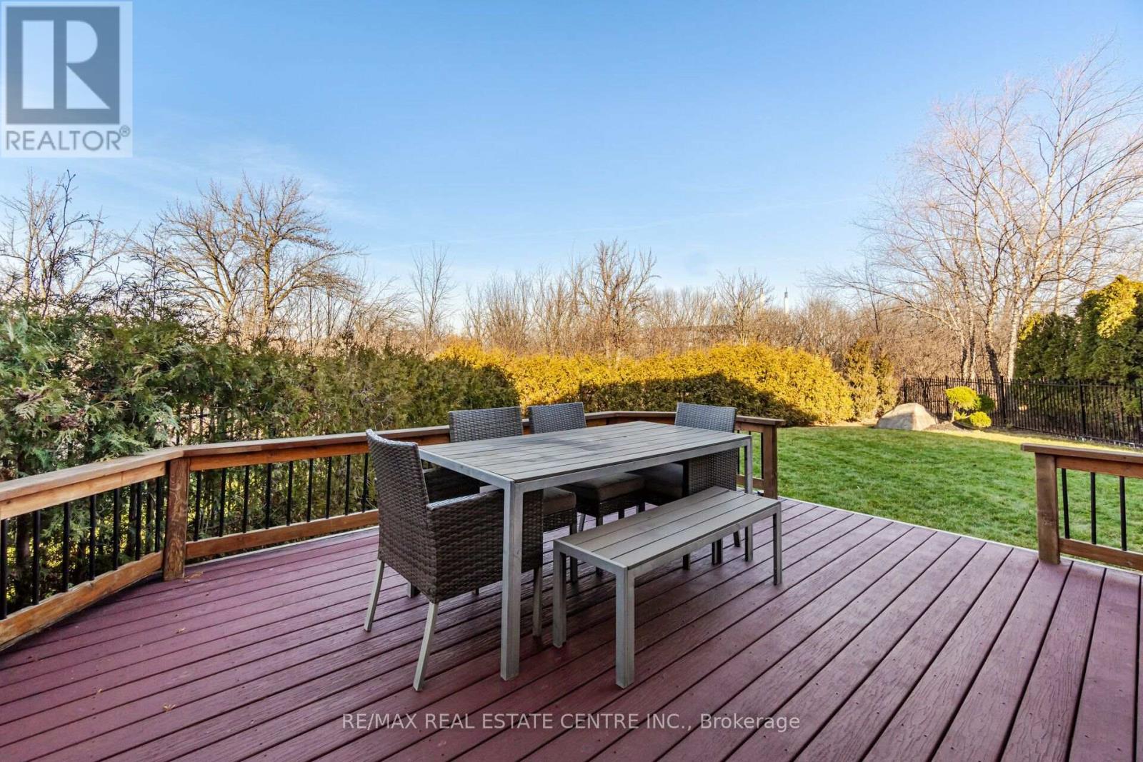 2327 Lyndhurst Drive, Oakville, Ontario  L6H 7V5 - Photo 47 - W14096516