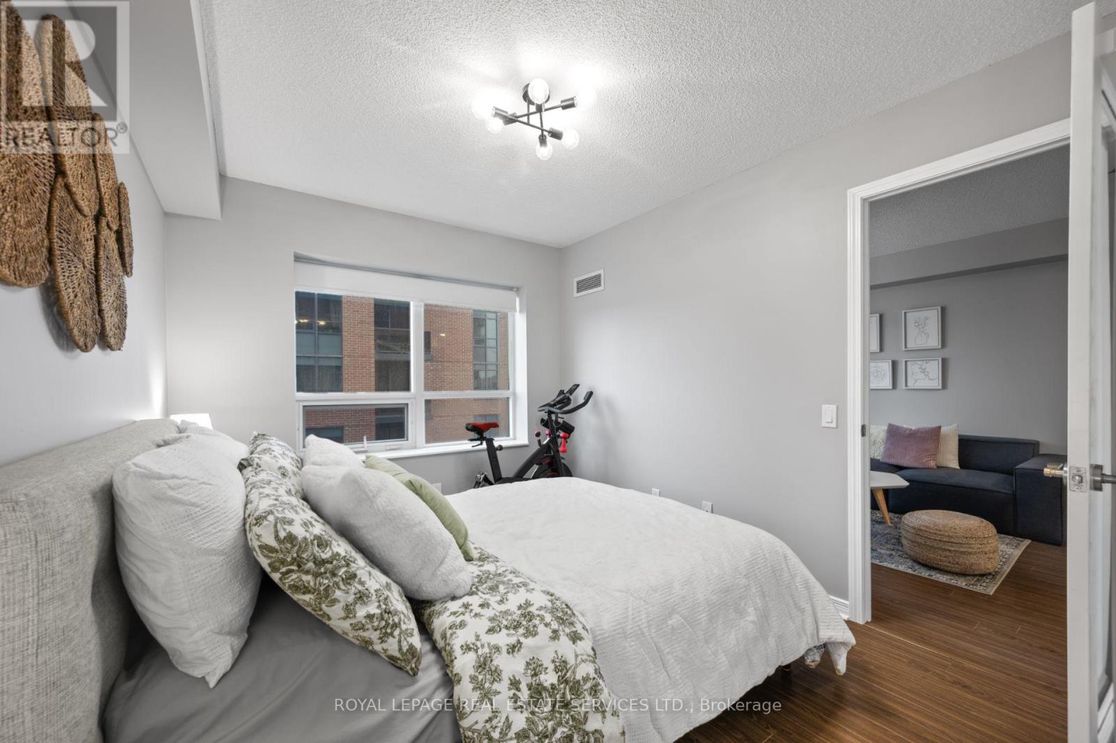 834 - 60 Heintzman Street, Toronto (Junction Area), Ontario  M6P 5A1 - Photo 11 - W14096528