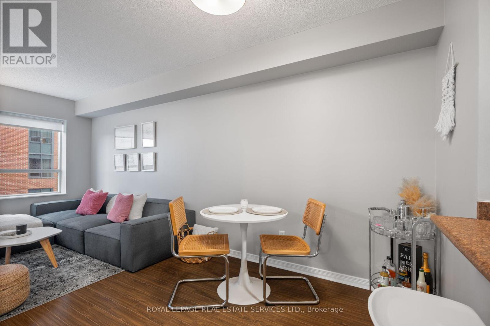 834 - 60 Heintzman Street, Toronto (Junction Area), Ontario  M6P 5A1 - Photo 8 - W14096528