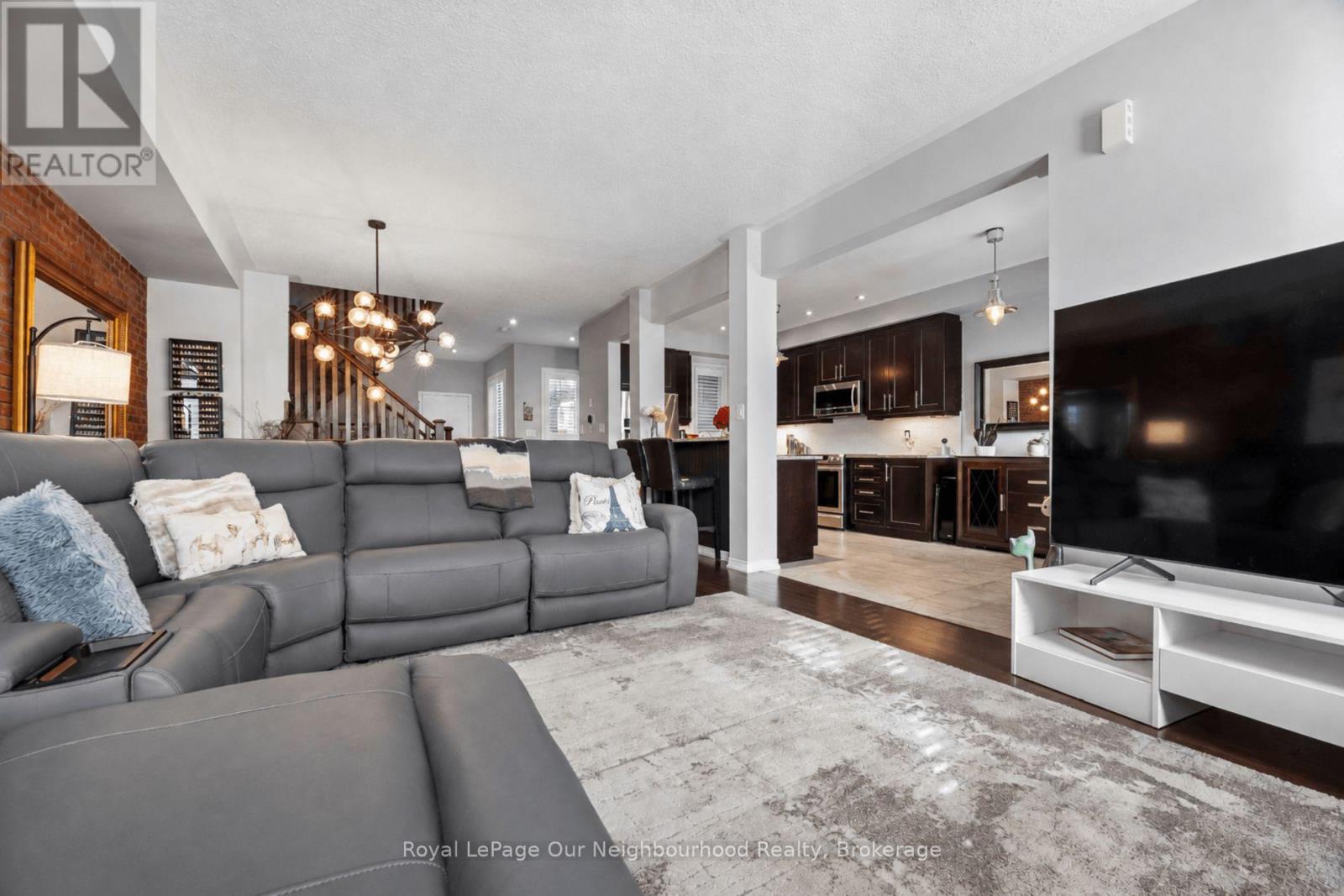 308 Lakebreeze Drive, Clarington, Ontario  L1B 0A1 - Photo 7 - E14096570