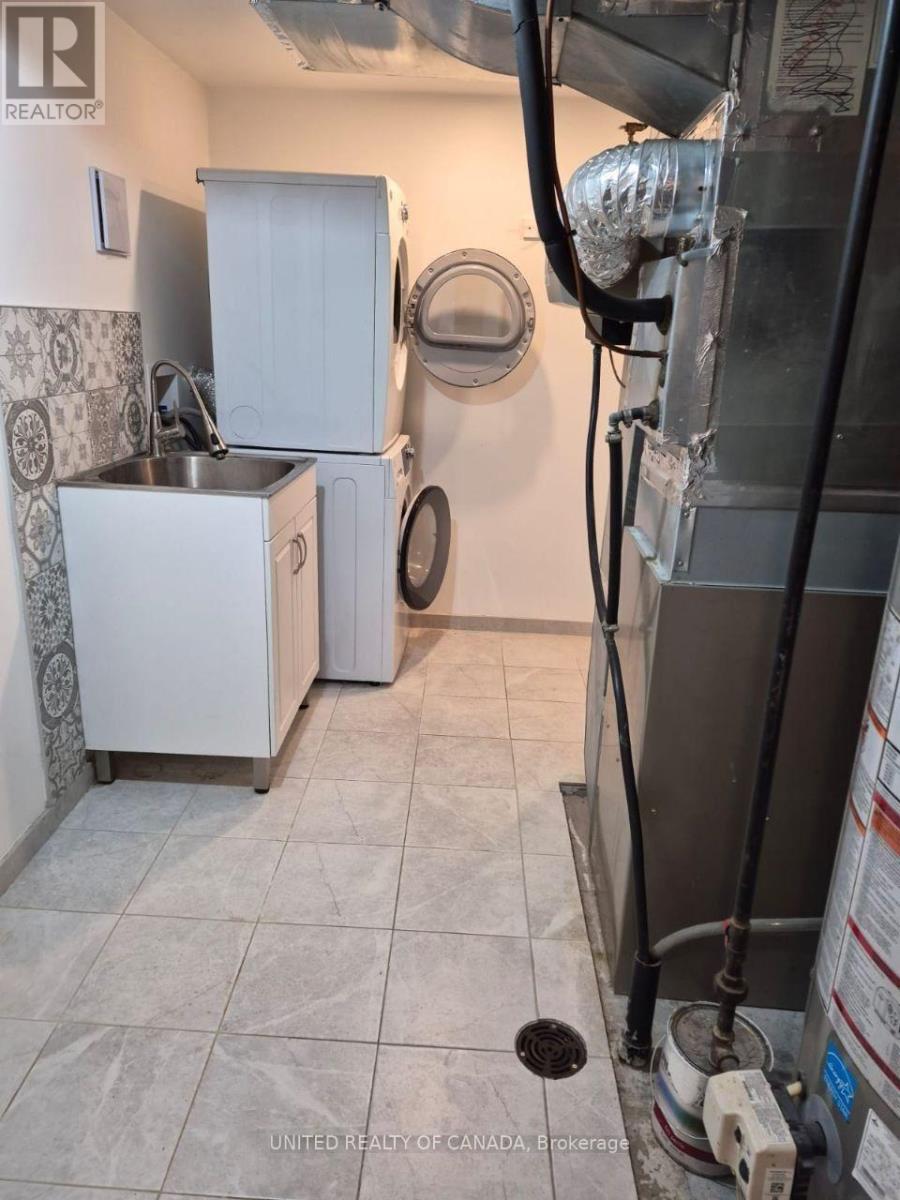 790 The Queensway, Toronto, Ontario  M8Z 1N5 - Photo 13 - W14096556