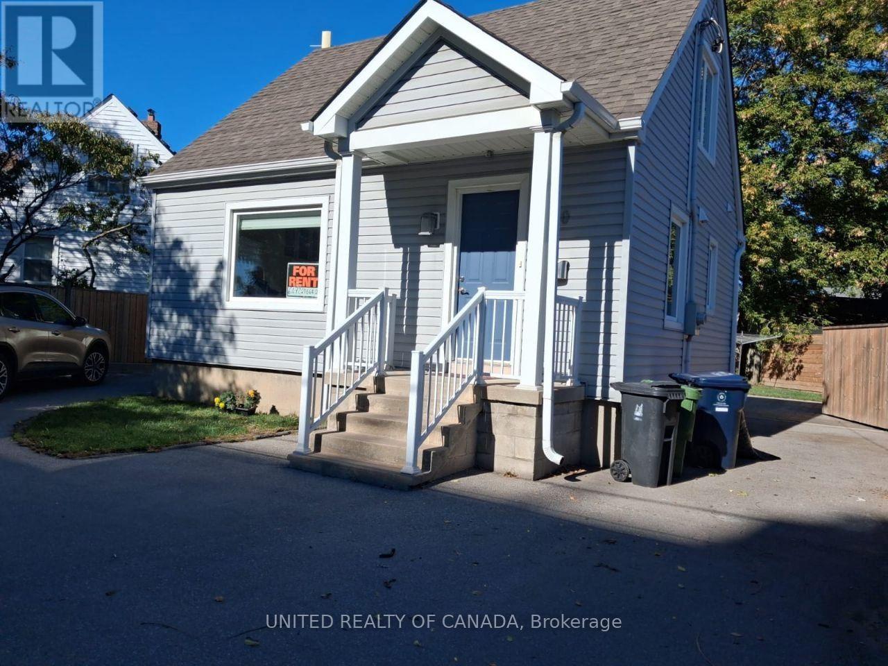 790 The Queensway, Toronto, Ontario  M8Z 1N5 - Photo 2 - W14096556