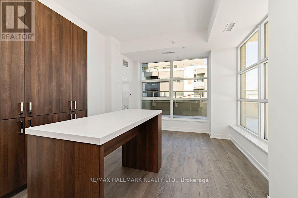 426 - 1787 St Clair Avenue W, Toronto, Ontario  M6N 1J6 - Photo 17 - W14096576