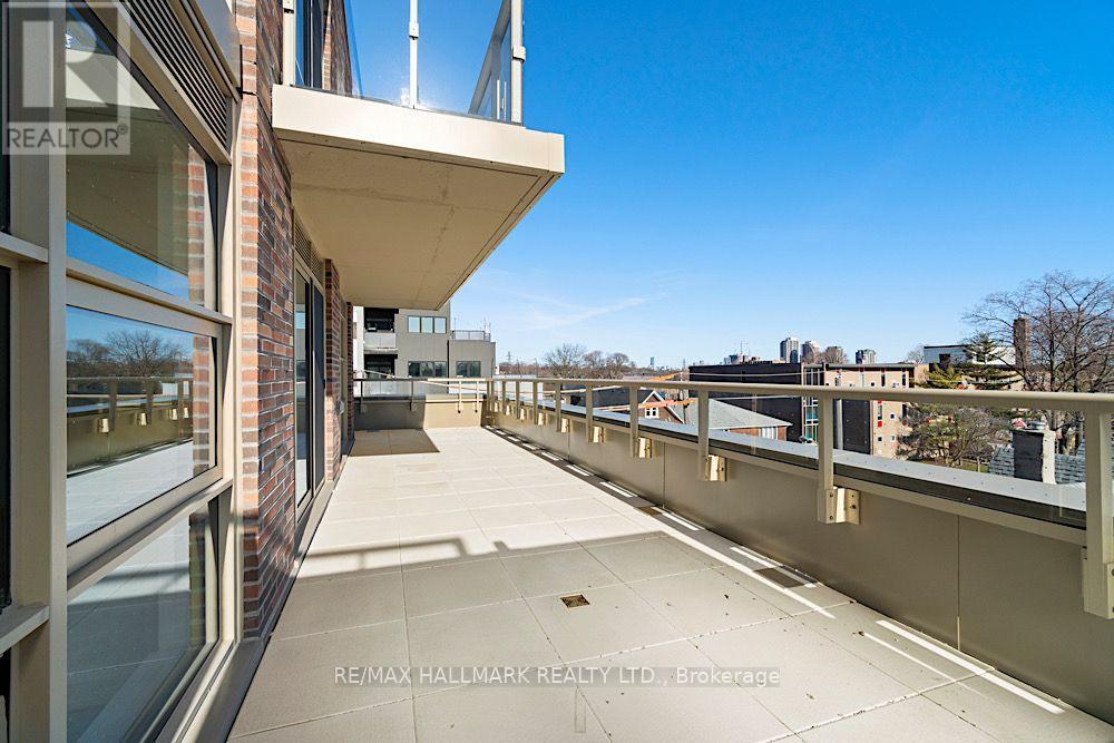 426 - 1787 St Clair Avenue W, Toronto, Ontario  M6N 1J6 - Photo 18 - W14096576