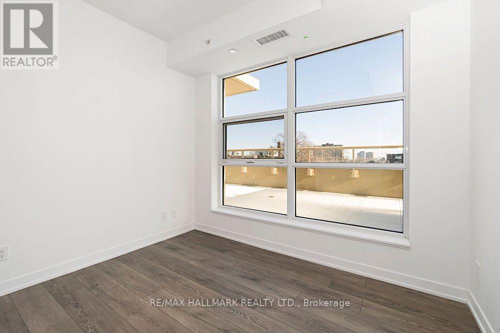 426 - 1787 St Clair Avenue W, Toronto, Ontario  M6N 1J6 - Photo 3 - W14096576