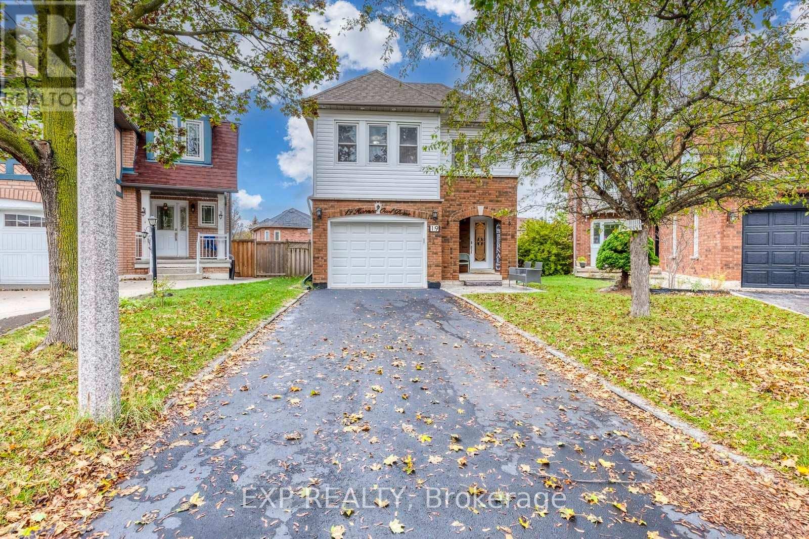 19 HORNED OWL DRIVE, Brampton, Ontario