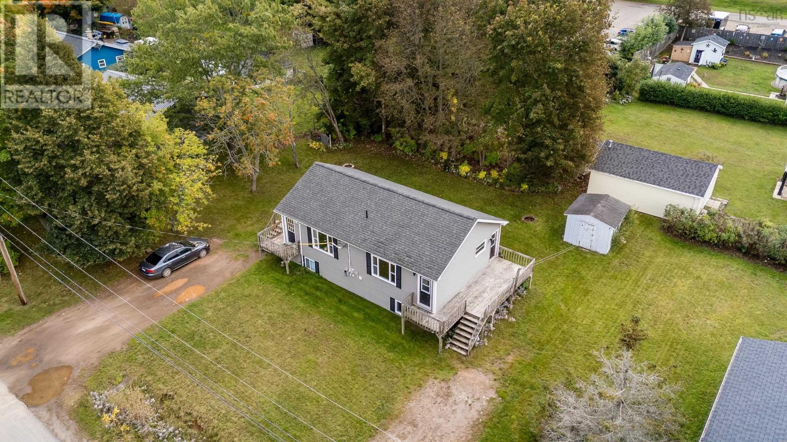 1063/1065 Camhill Court North Kentville Nova Scotia Canada B4N2X5 3