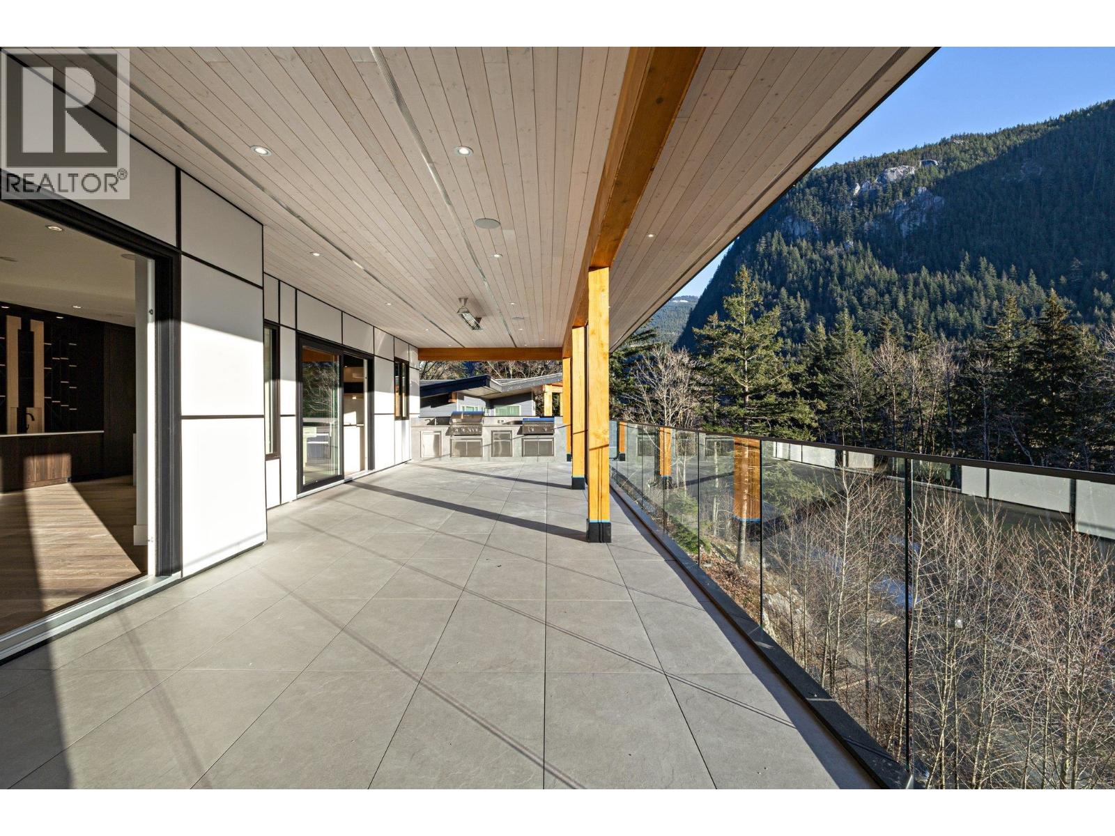 2216 Windsail Place, Squamish, British Columbia  V8B 0T6 - Photo 17 - R3082966