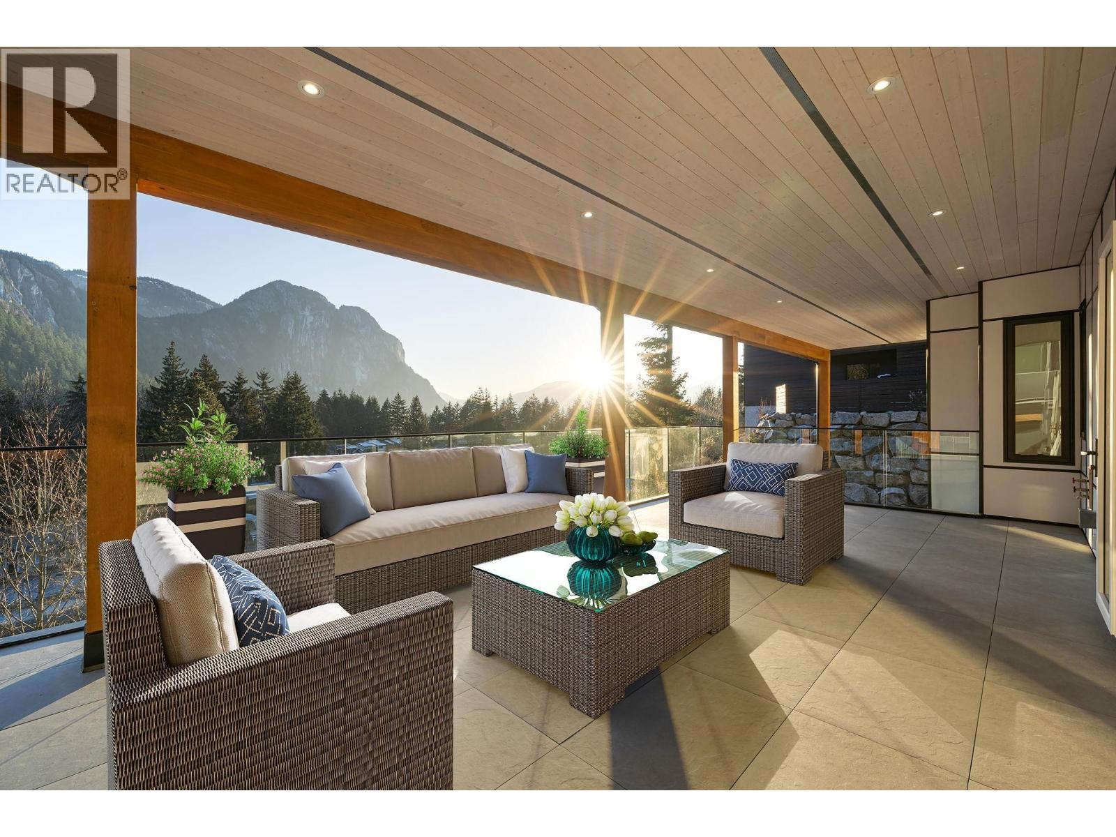 2216 WINDSAIL PLACE, Squamish, British Columbia