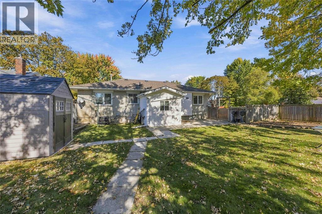 913 Wedgewood Avenue, Sarnia, Ontario  N7V 3E8 - Photo 40 - 26025621