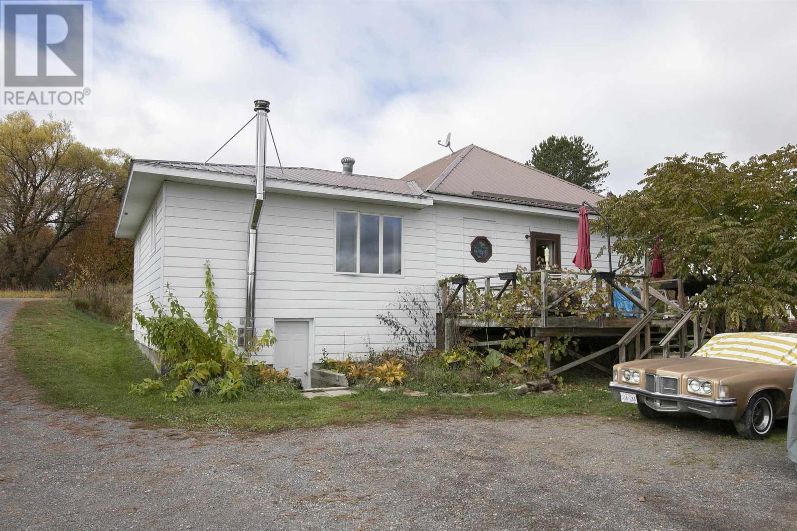 1618 Hwy 638, Plummer Addittional, Ontario  P0R 1C0 - Photo 16 - SM262917