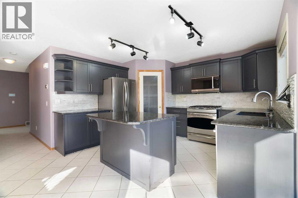 12574 Douglas Woods Road, Calgary, Alberta  T2Z 3J1 - Photo 8 - A2353240