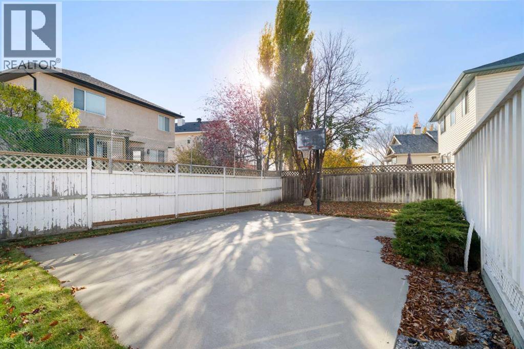 12574 Douglas Woods Road, Calgary, Alberta  T2Z 3J1 - Photo 33 - A2353240
