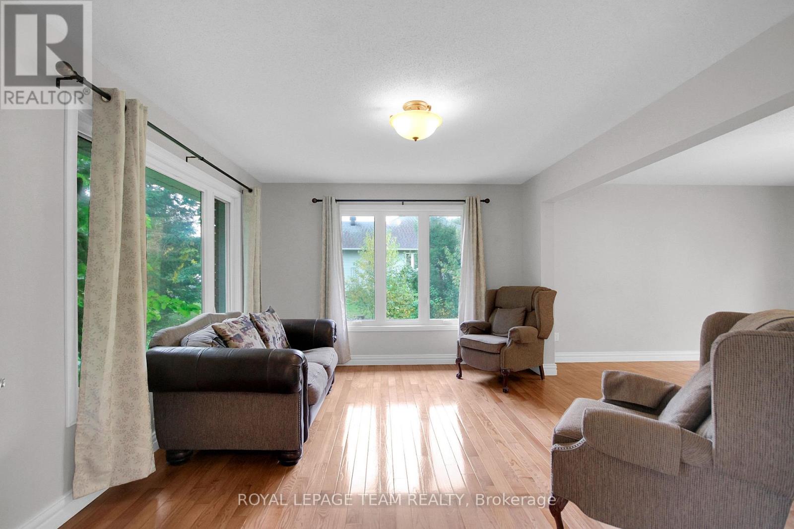 7089 Bush Drive, Ottawa, Ontario  K4P 1M8 - Photo 4 - X14096694