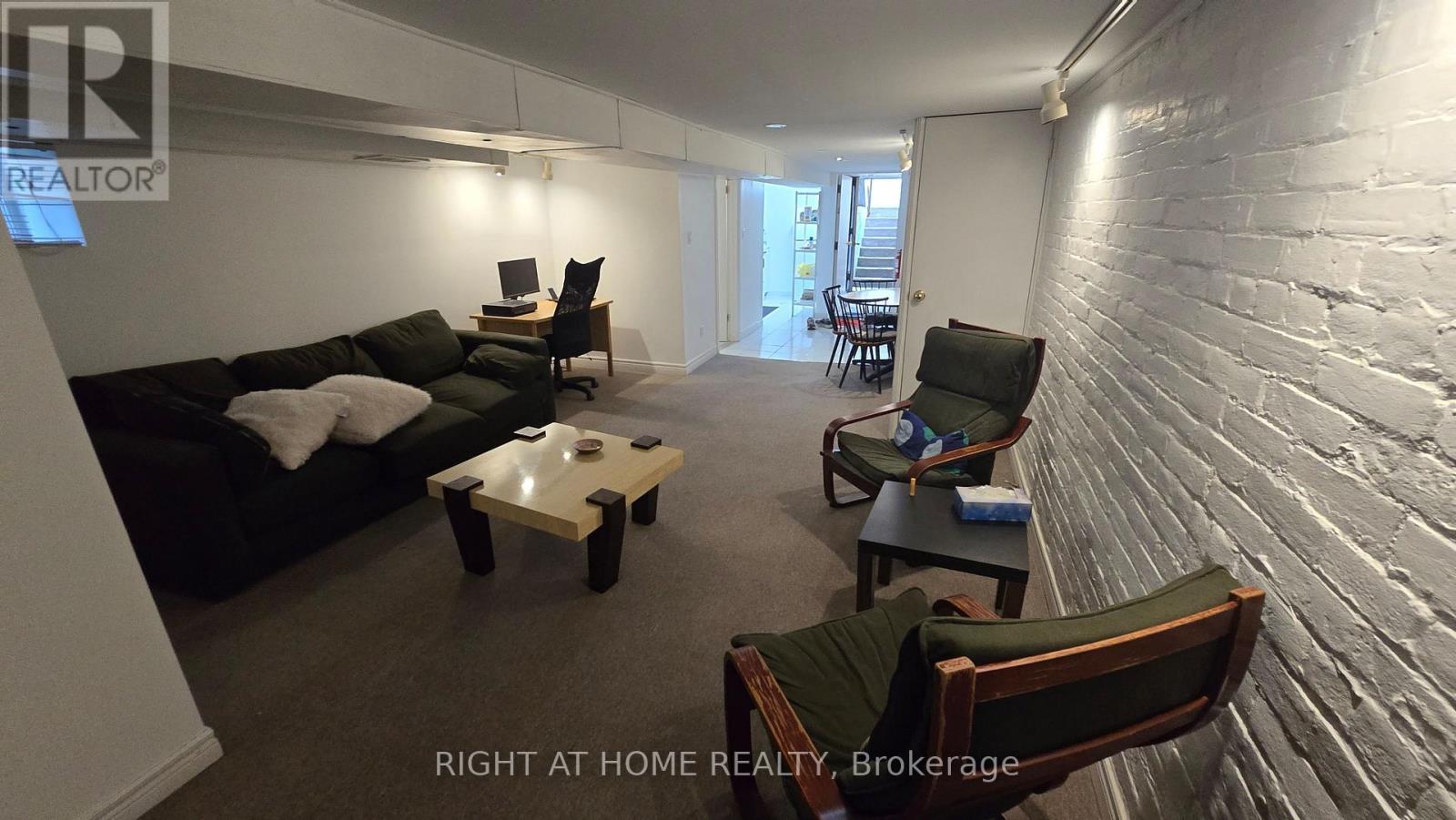 261 Grace Street, Toronto, Ontario  M6G 3A7 - Photo 3 - C14096636