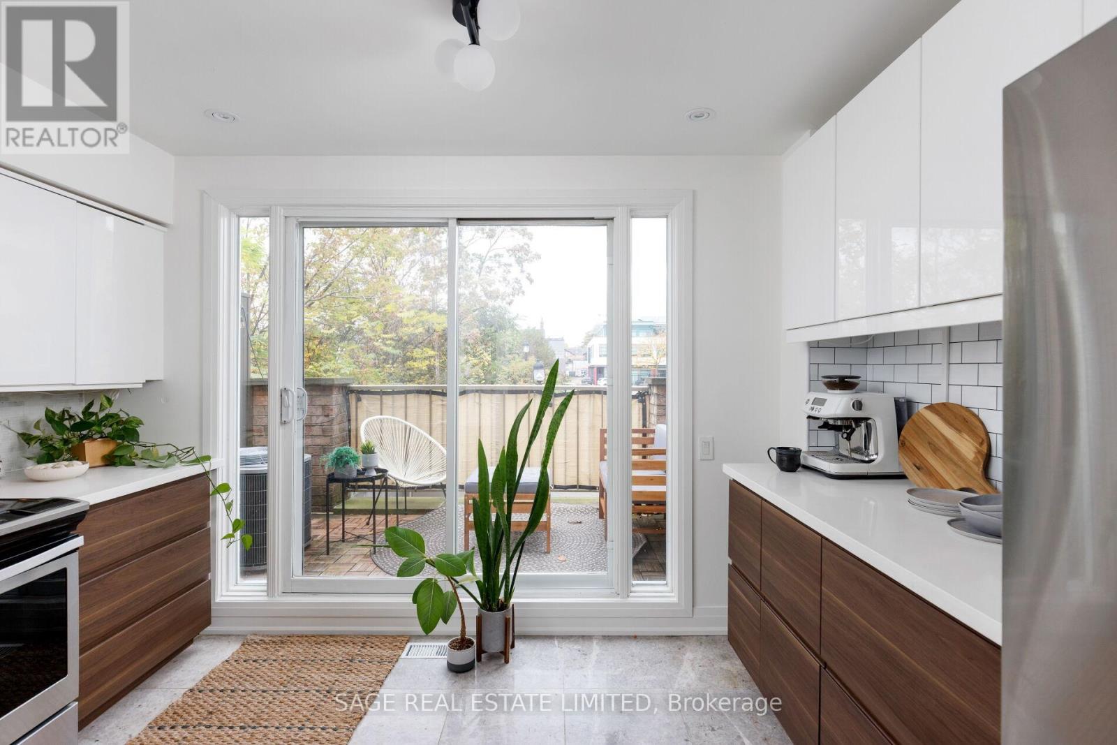 Th06 - 140 Bathurst Street, Toronto, Ontario  M5V 3N8 - Photo 21 - C14096690