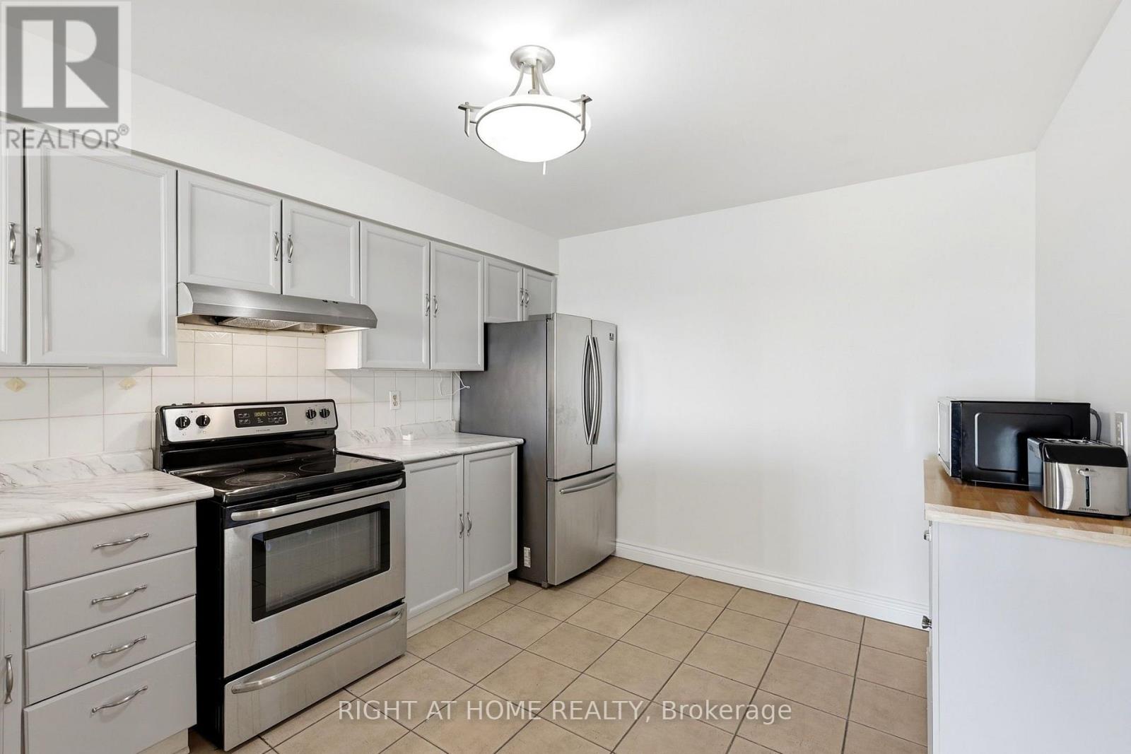 816 - 4727 Sheppard Avenue E, Toronto, Ontario  M1S 5B3 - Photo 13 - E14096592