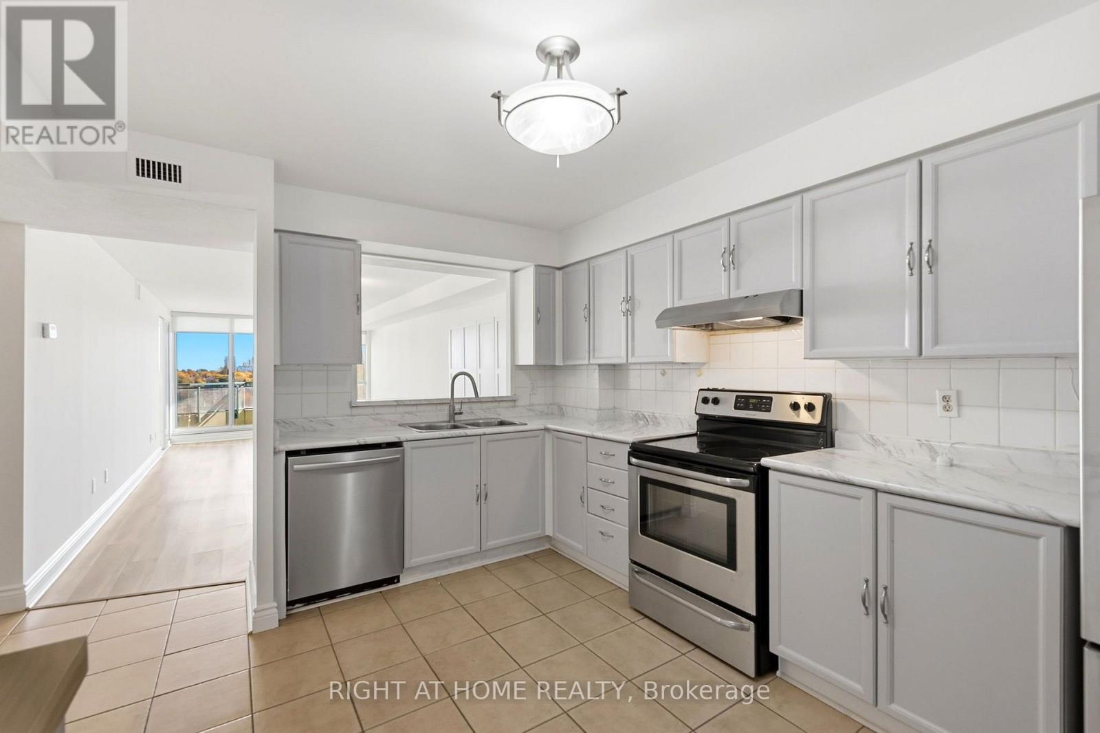 816 - 4727 Sheppard Avenue E, Toronto, Ontario  M1S 5B3 - Photo 15 - E14096592