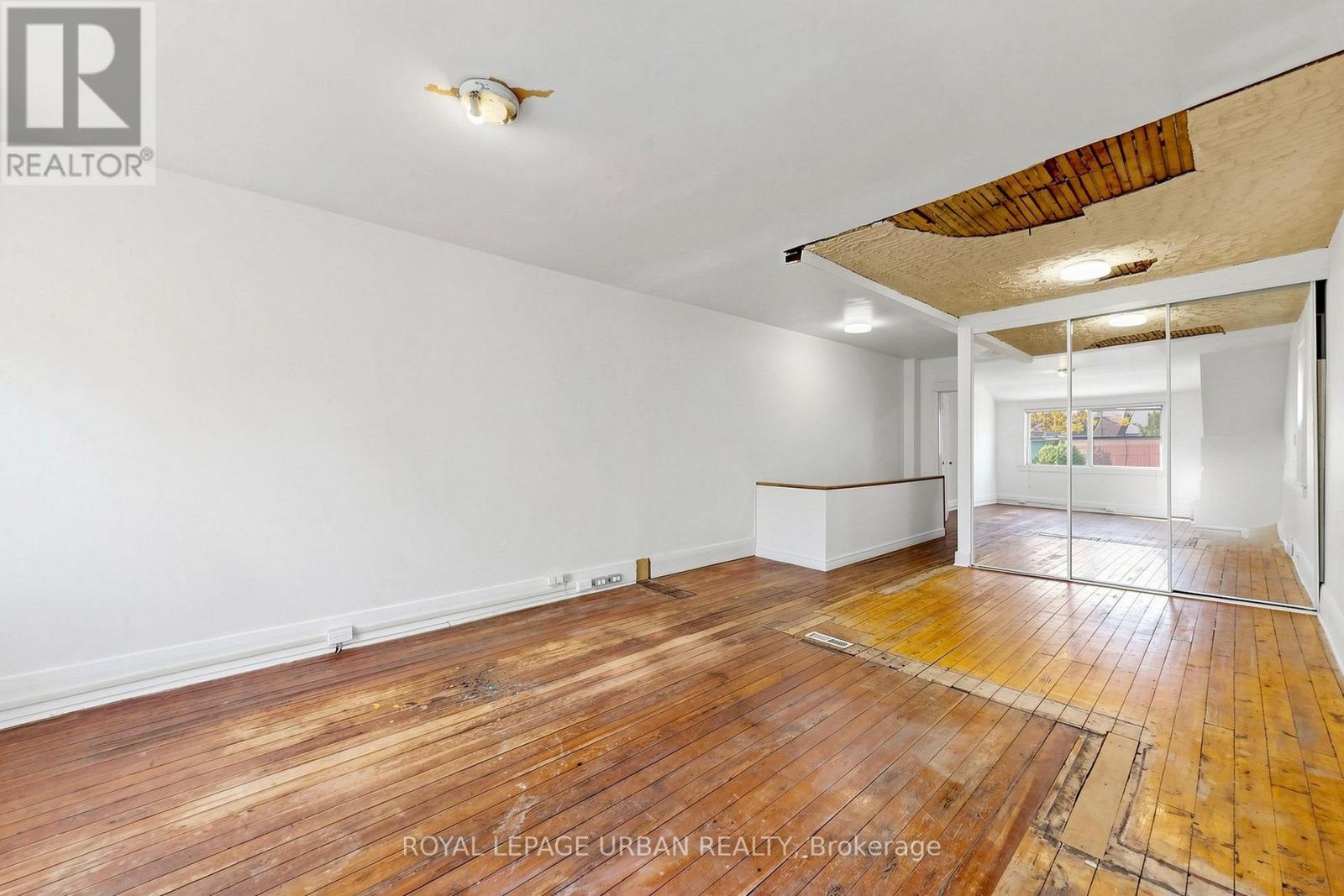 74 East Lynn Avenue, Toronto, Ontario  M4C 3X2 - Photo 39 - E14096598