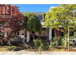 74 EAST LYNN AVENUE, Toronto, Ontario