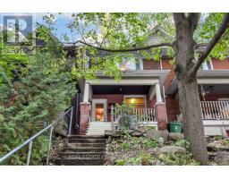 207 WAVERLEY ROAD, Toronto, Ontario