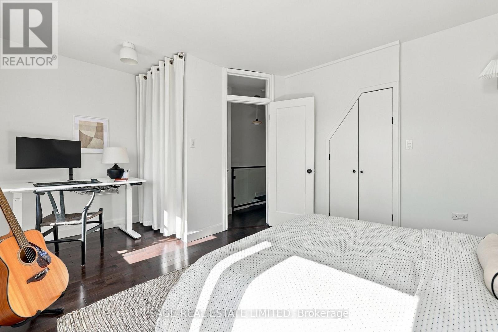 100 Dagmar Avenue, Toronto, Ontario  M4M 1W2 - Photo 32 - E14096666