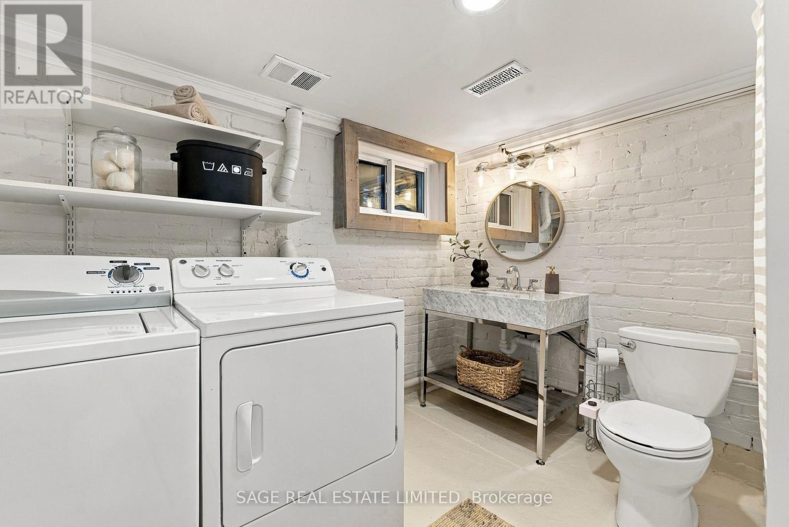 100 Dagmar Avenue, Toronto, Ontario  M4M 1W2 - Photo 40 - E14096666