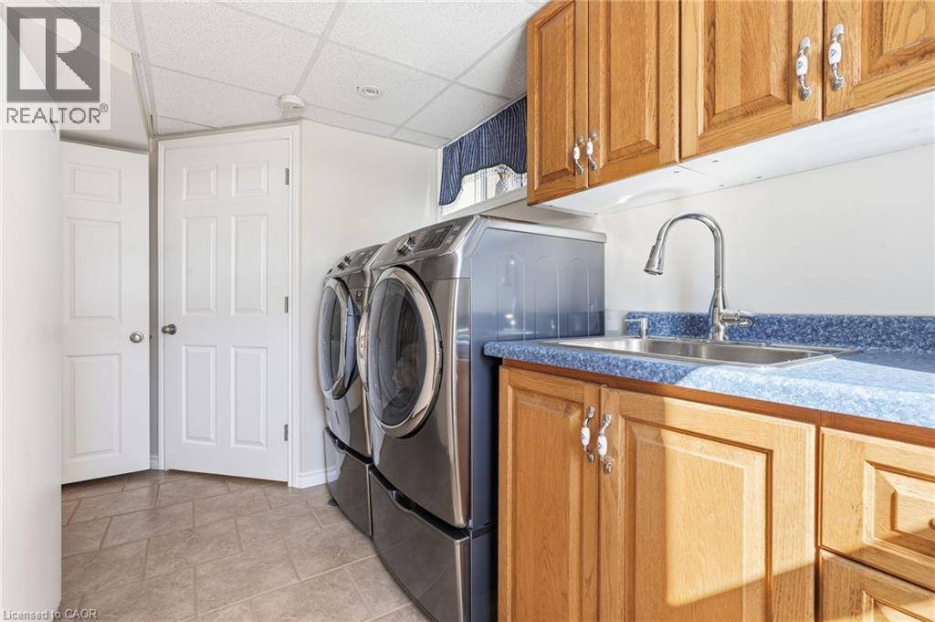 2432 Cyprus Avenue, Burlington, Ontario  L7P 1G6 - Photo 29 - 40872622