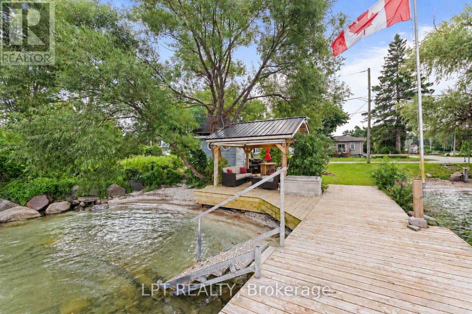 427 Lake Drive E, Georgina (Historic Lakeshore Communities), Ontario  L0E 1S0 - Photo 37 - N14096596