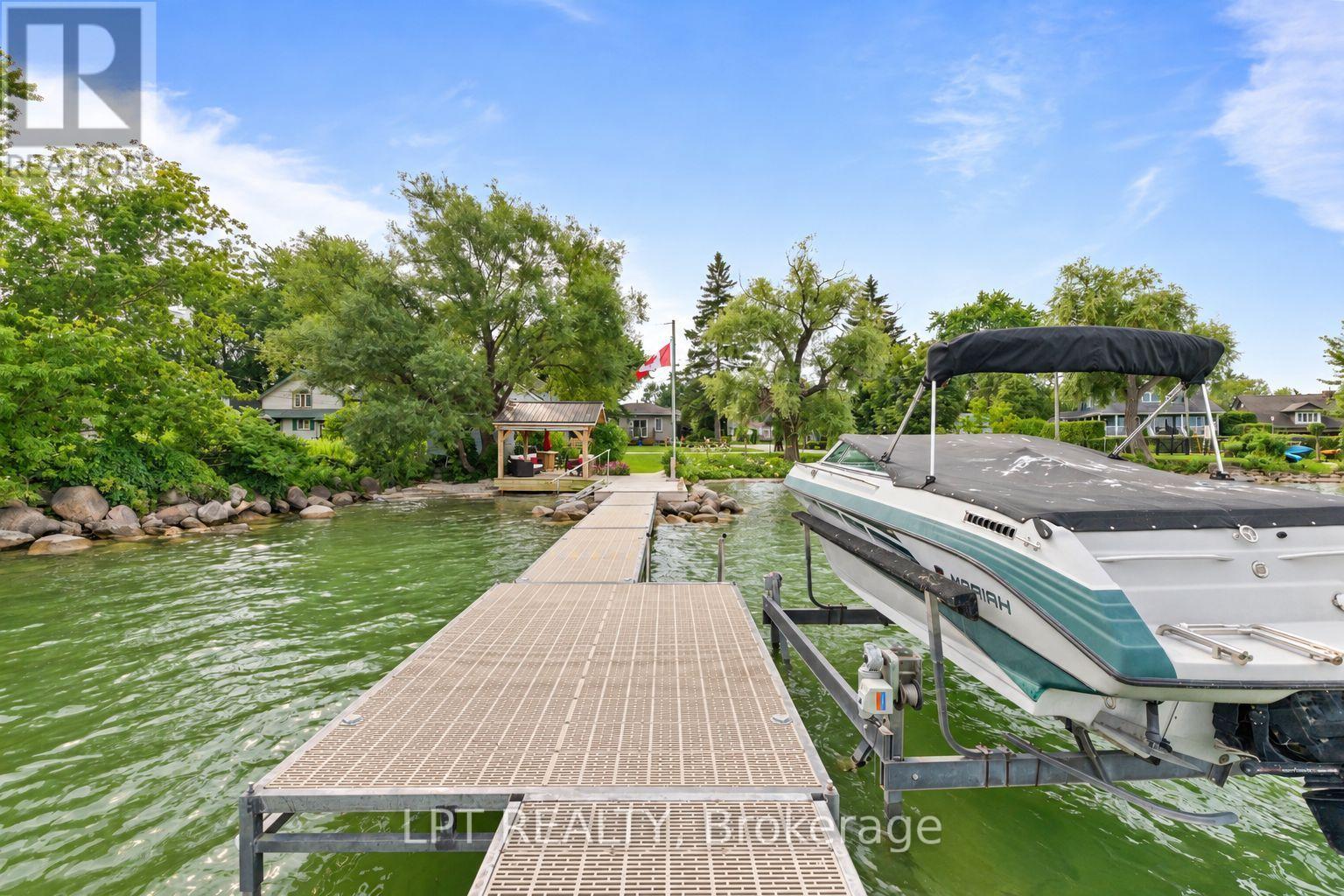 427 Lake Drive E, Georgina (Historic Lakeshore Communities), Ontario  L0E 1S0 - Photo 42 - N14096596