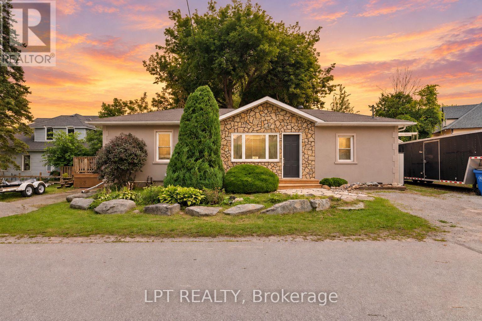 427 Lake Drive E, Georgina (Historic Lakeshore Communities), Ontario  L0E 1S0 - Photo 8 - N14096596