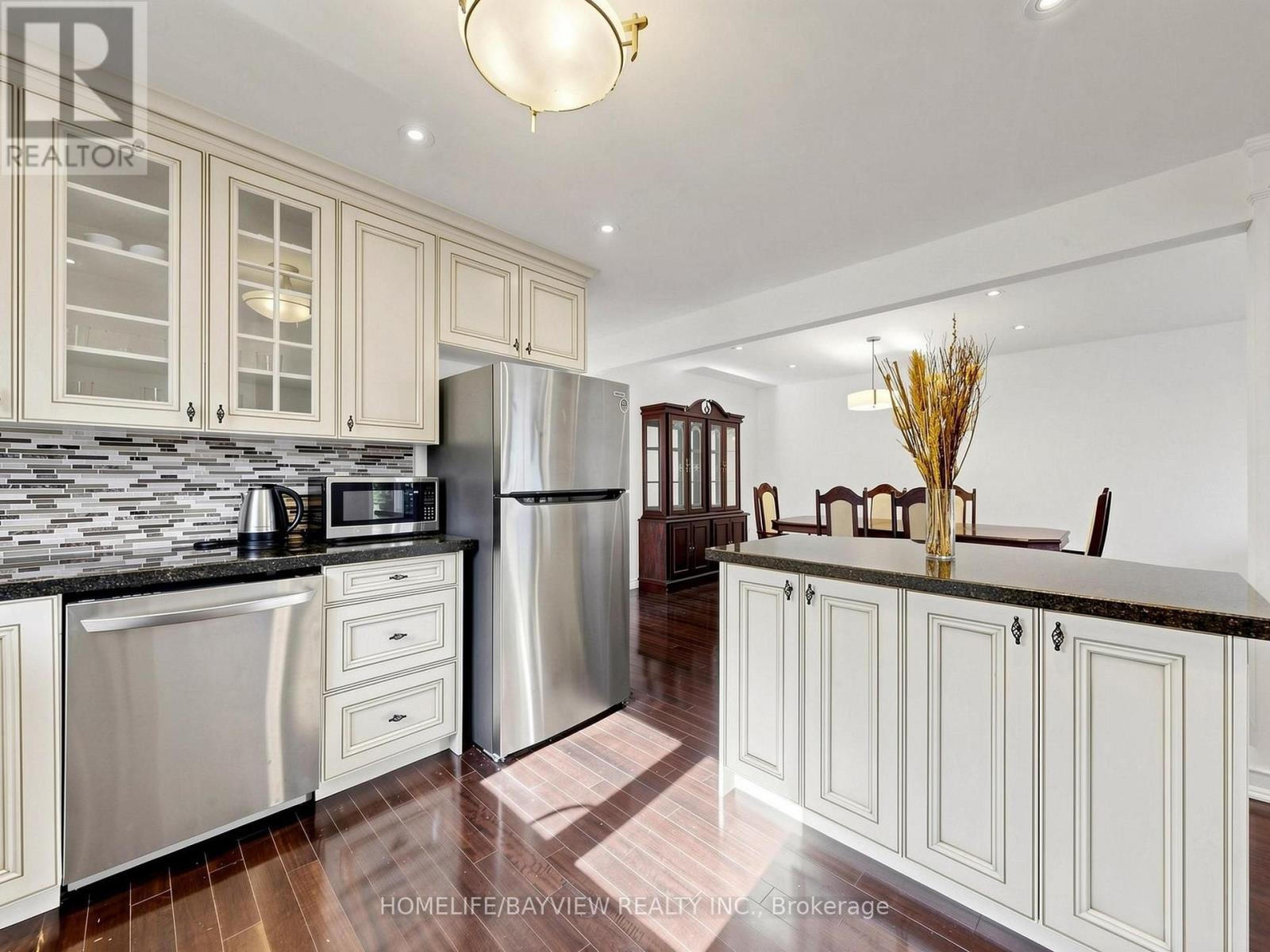 14 Crispin Crescent, Toronto, Ontario  M2R 2V7 - Photo 12 - C14096668