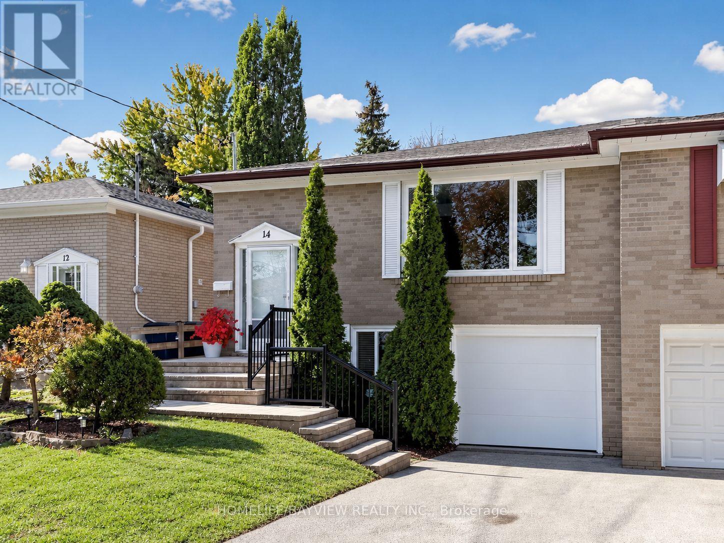 14 Crispin Crescent, Toronto, Ontario  M2R 2V7 - Photo 3 - C14096668