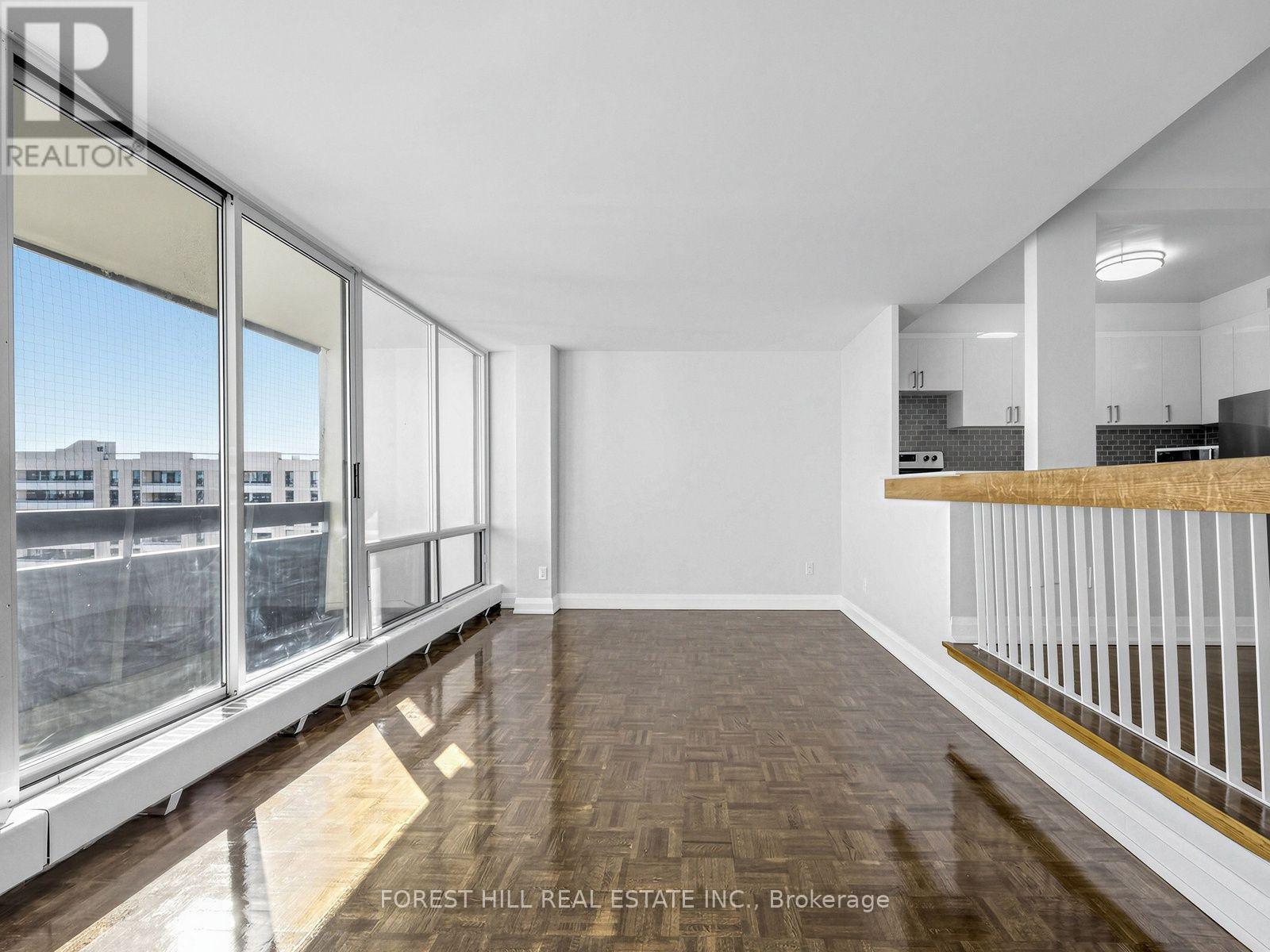 1811 - 377 Ridelle Avenue, Toronto, Ontario  M6B 1K2 - Photo 6 - W14094140