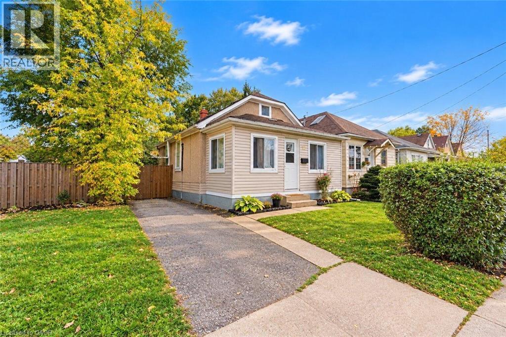 12 MERIGOLD Street, St. Catharines, Ontario