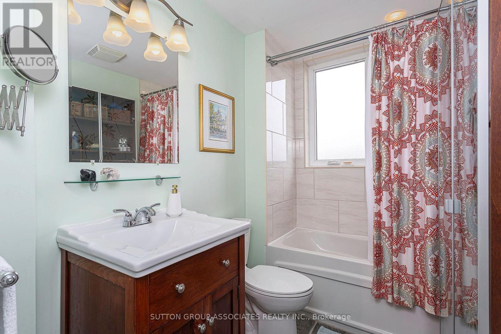257 Perth Avenue, Toronto, Ontario  M6P 3X9 - Photo 31 - W14096588