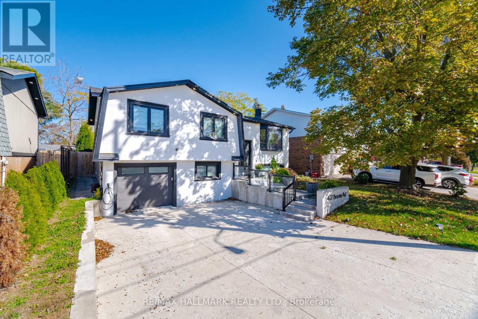407 Bronte Road, Oakville (Wo West), Ontario  L6L 5C3 - Photo 2 - W14096652