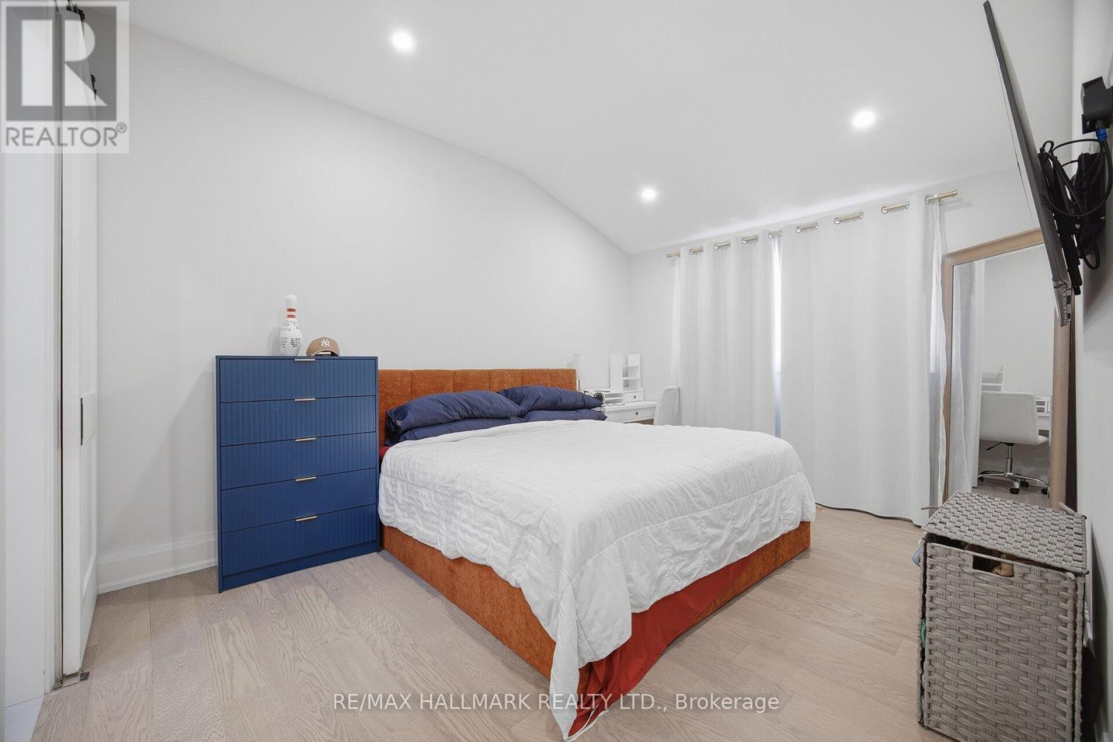 407 Bronte Road, Oakville (Wo West), Ontario  L6L 5C3 - Photo 21 - W14096652