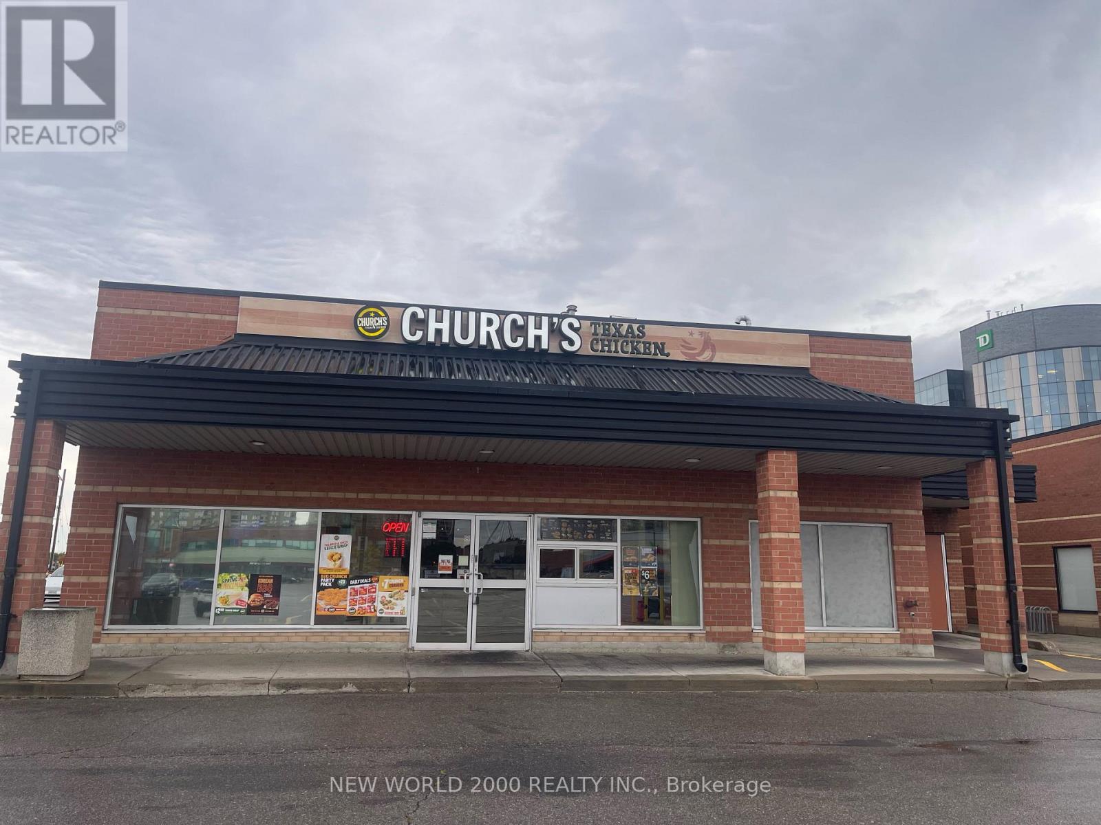 502 - 7700 Hurontario Street, Brampton (Fletcher's Creek South), Ontario  L6Y 4M3 - Photo 2 - W14096684