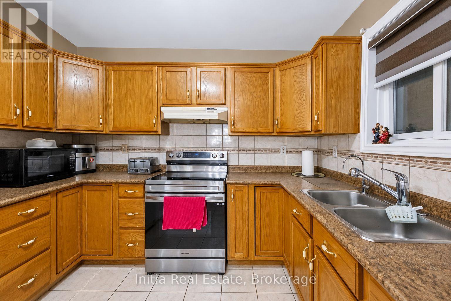 726 Sandison Street N, Windsor, Ontario  N9E 4T2 - Photo 9 - X14096704