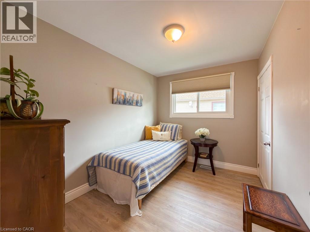 8 Rutherford Street, Burford, Ontario  N0E 1A0 - Photo 23 - 40872614