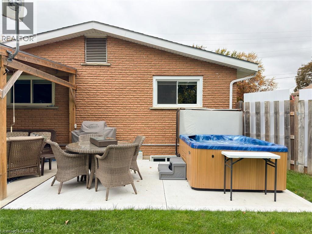 8 Rutherford Street, Burford, Ontario  N0E 1A0 - Photo 38 - 40872614