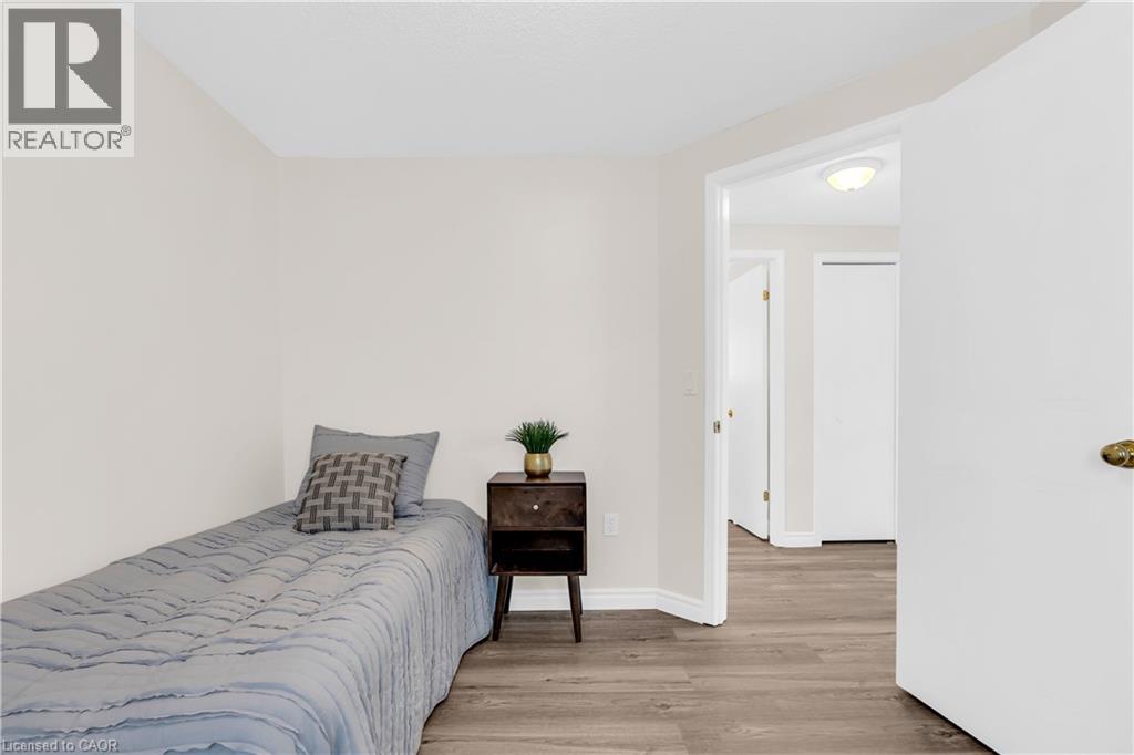 87 Houghton Street, Cambridge, Ontario  N3C 4L2 - Photo 32 - 40872470
