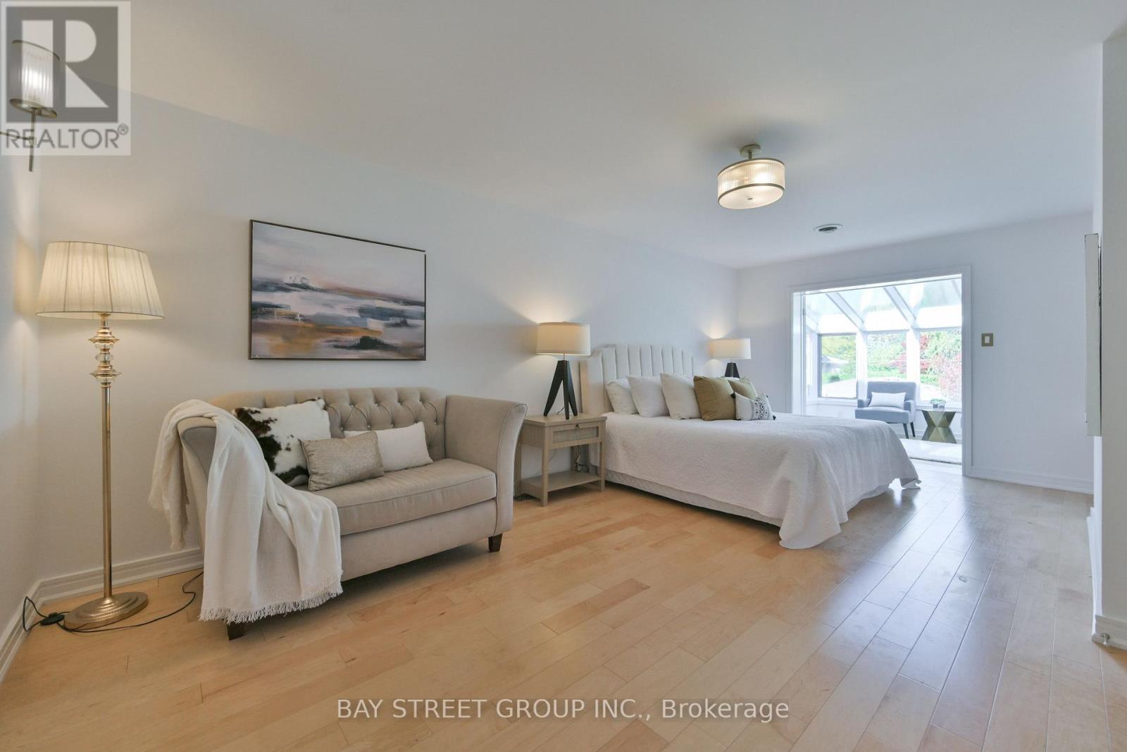 50 Owen Boulevard, Toronto, Ontario  M2P 1E9 - Photo 17 - C14095920