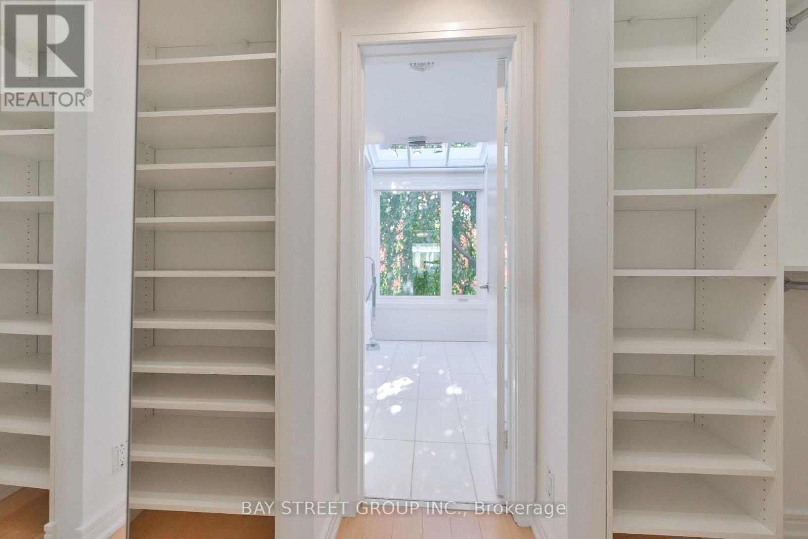 50 Owen Boulevard, Toronto, Ontario  M2P 1E9 - Photo 20 - C14095920