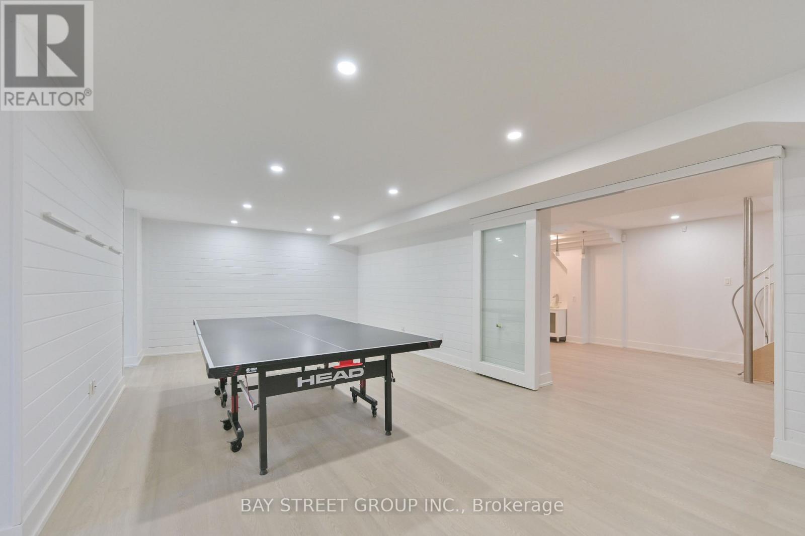 50 Owen Boulevard, Toronto, Ontario  M2P 1E9 - Photo 34 - C14095920